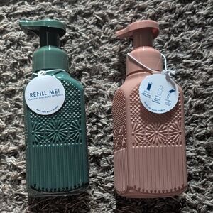 Bath & Body Works Green and Pink Soap Dispenser Set NO LIQUID INCLUDED